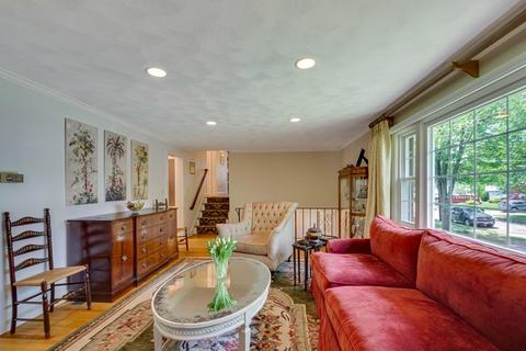 24 Meredith Cir, Needham, MA 02492 photo 5