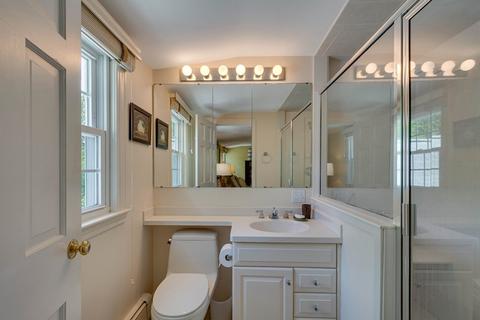 24 Meredith Cir, Needham, MA 02492 photo 28