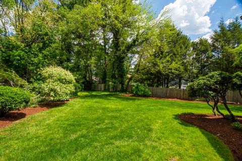 24 Meredith Cir, Needham, MA 02492 photo 35