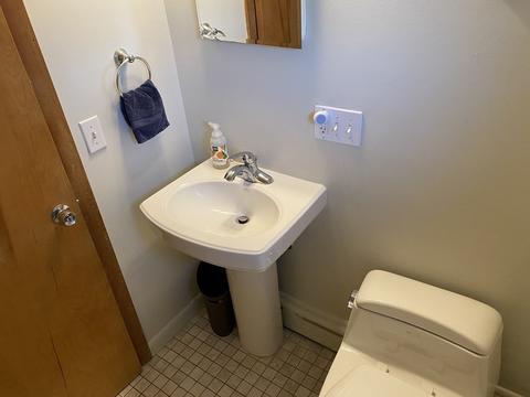 108 Plain St, Easthampton, MA 01027 photo 24