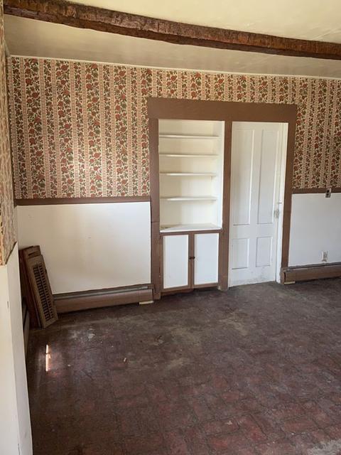 8 Storrs St, Ware, MA 01082 photo 5