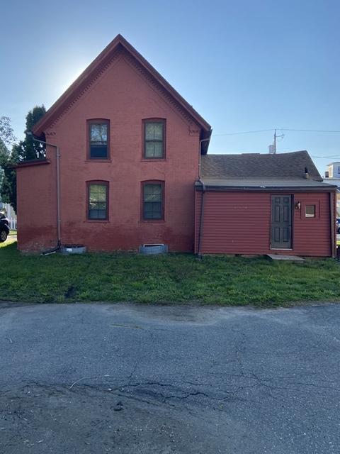 8 Storrs St, Ware, MA 01082 photo 2
