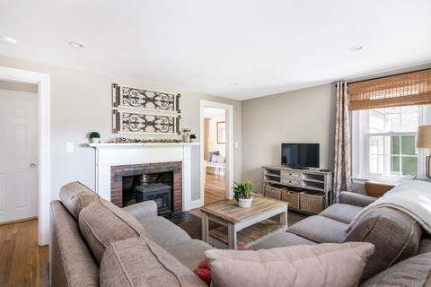 22 Merrymount Rd, Hingham, MA 02043 photo 10