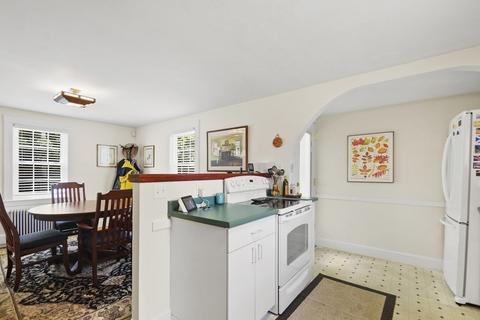 131 Whittemore Ave, Cambridge, MA 02140 photo 10