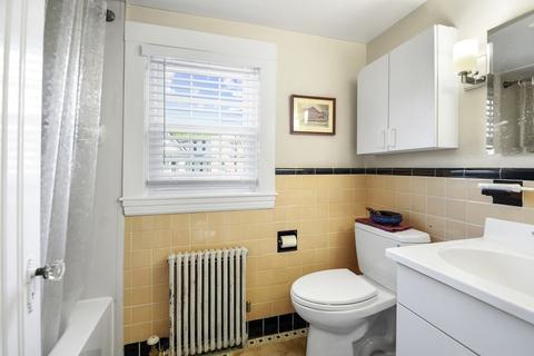 131 Whittemore Ave, Cambridge, MA 02140 photo 16