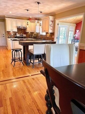 6 Constitution Rd, Stoneham, MA 02180 photo 15