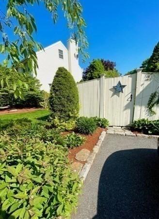 6 Constitution Rd, Stoneham, MA 02180 photo 10