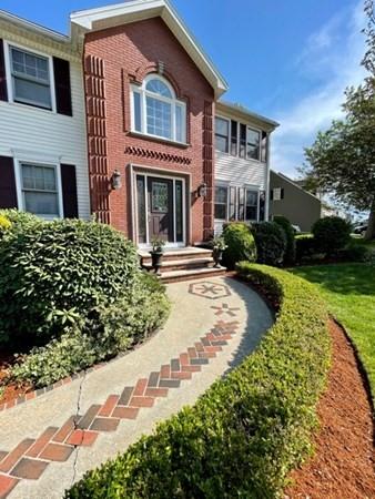 6 Constitution Rd, Stoneham, MA 02180 photo 4