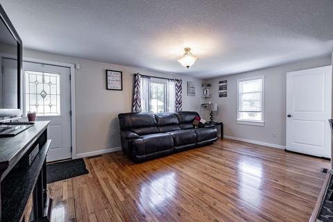 29 Silvin Rd, Chicopee, MA 01013 photo 8