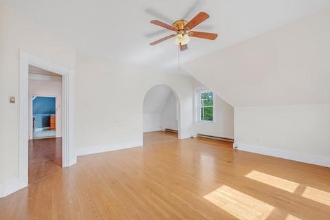 35 Davis Ave, Brookline, MA 02445 photo 21