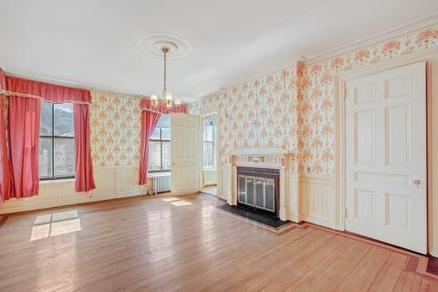 35 Davis Ave, Brookline, MA 02445 photo 11