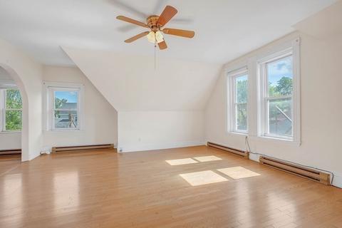 35 Davis Ave, Brookline, MA 02445 photo 20
