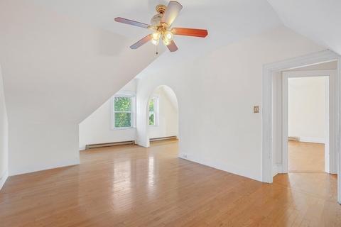 35 Davis Ave, Brookline, MA 02445 photo 22