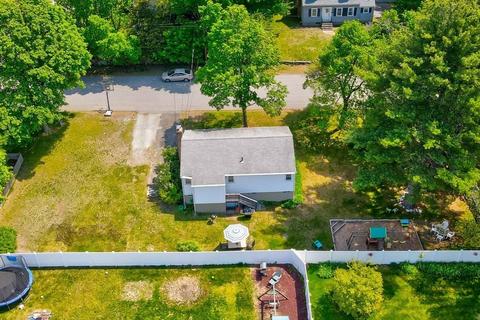 67 Border Rd, Reading, MA 01867 photo 5