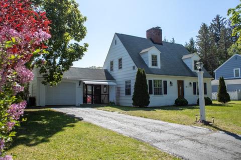 73 Bridle Path Rd, Springfield, MA 01118 photo 2