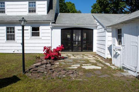 73 Bridle Path Rd, Springfield, MA 01118 photo 33