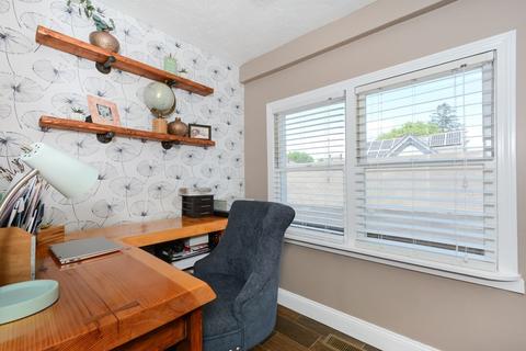 53 Maple, Clinton, MA 01510 photo 14