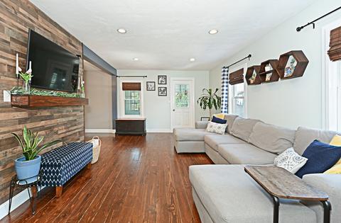 53 Maple, Clinton, MA 01510 photo 5