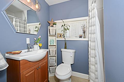 53 Maple, Clinton, MA 01510 photo 13