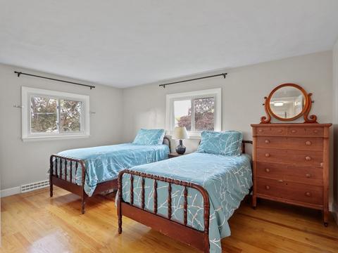 721 Greendale Ave, Needham, MA 02492 photo 16