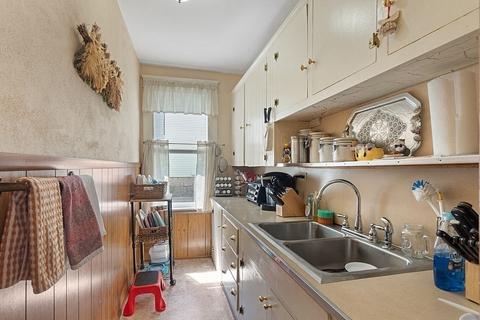 29 Halmstad St, Worcester, MA 01607 photo 6