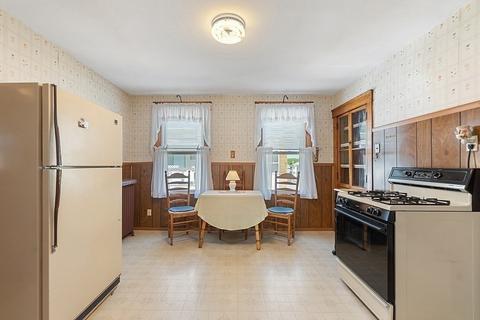 29 Halmstad St, Worcester, MA 01607 photo 13