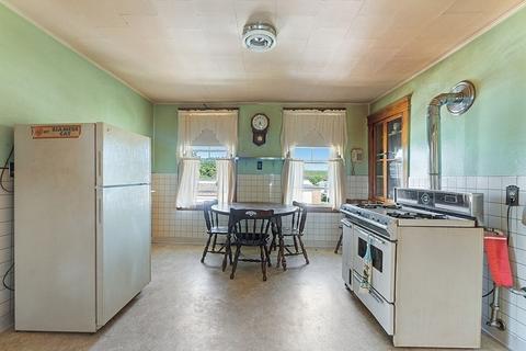 29 Halmstad St, Worcester, MA 01607 photo 24