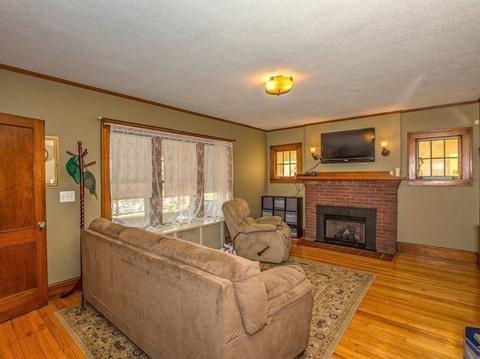 98 Manchester Ter, Springfield, MA 01108 photo 10