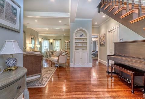 2 Maple Rd, Winchester, MA 01890 photo 5