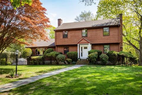 2 Robin Rd, Beverly, MA 01915 photo 1