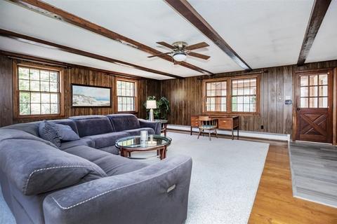 2 Robin Rd, Beverly, MA 01915 photo 12