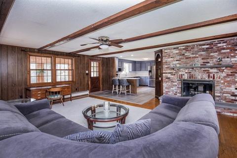 2 Robin Rd, Beverly, MA 01915 photo 10