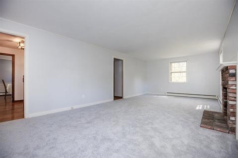 2 Robin Rd, Beverly, MA 01915 photo 15