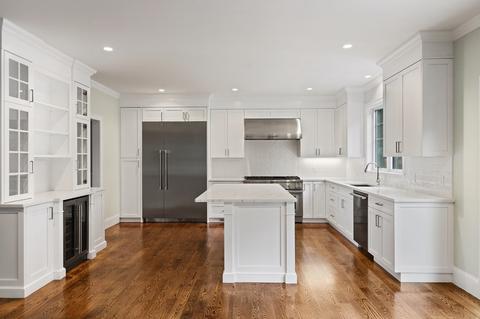 110 Pine Grove St, Needham, MA 02494 photo 4