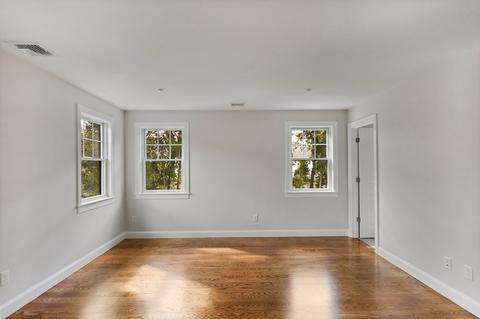 110 Pine Grove St, Needham, MA 02494 photo 12