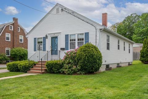 27 Mills Rd, Needham, MA 02494 photo 1