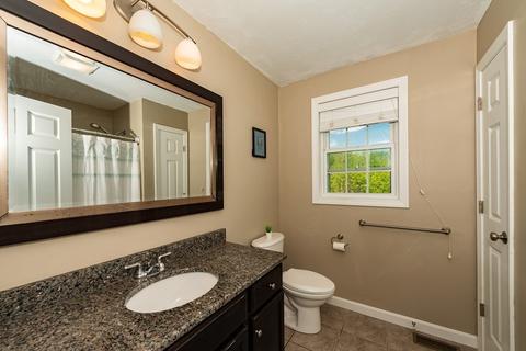 33 Plain St E, Berkley, MA 02779 photo 35