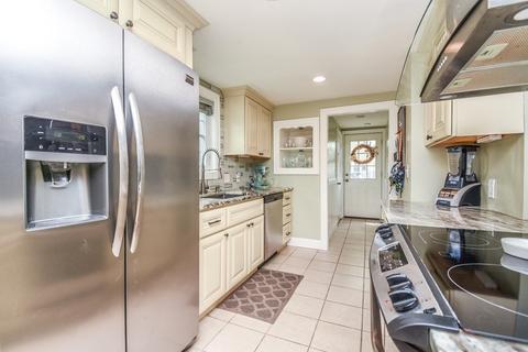 372 Exchange St, Millis, MA 02054 photo 6