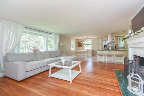 372 Exchange St, Millis, MA 02054 photo 3