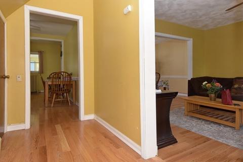 3 Emery St, Everett, MA 02149 photo 8