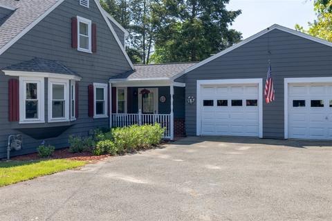 240 Maple St, Danvers, MA 01923 photo 2