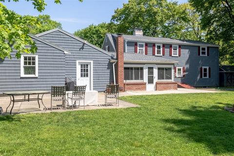 240 Maple St, Danvers, MA 01923 photo 4