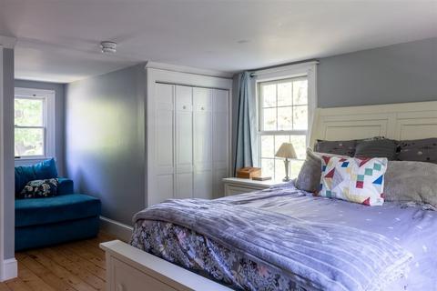 240 Maple St, Danvers, MA 01923 photo 16