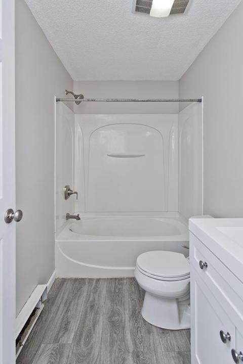 2 Maple Crest Cir #C, Holyoke, MA 01040 photo 20