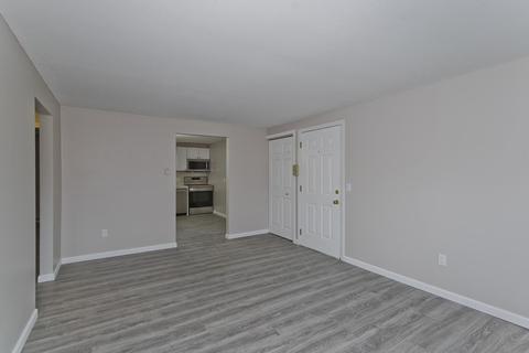 2 Maple Crest Cir #C, Holyoke, MA 01040 photo 13