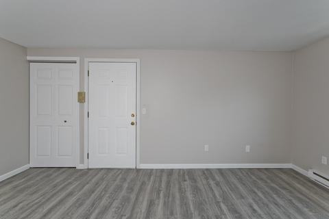 2 Maple Crest Cir #C, Holyoke, MA 01040 photo 16