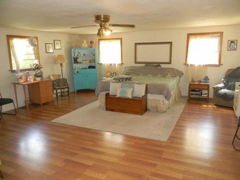417 Vine St, Athol, MA 01331 photo 15