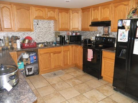 417 Vine St, Athol, MA 01331 photo 3