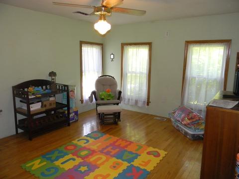 417 Vine St, Athol, MA 01331 photo 9