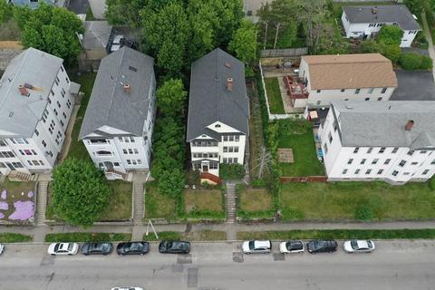 175 Perry Ave, Worcester, MA 01604 photo 5